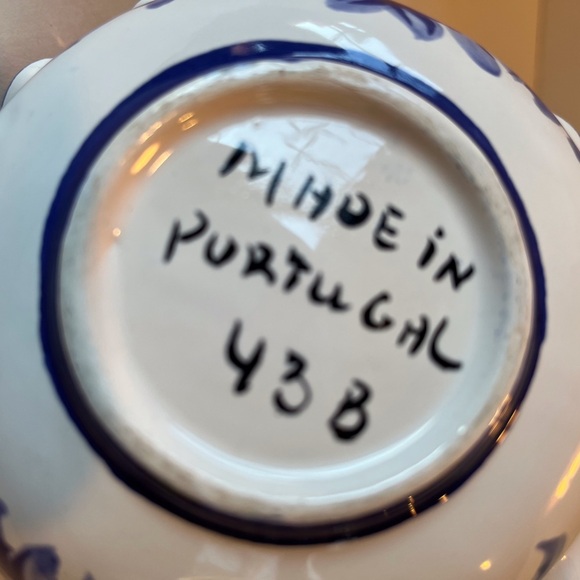 Vintage Portugal Blue and White Floral Ceramic Basket - Picture 7 of 10